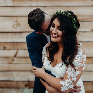 Meet your Posher, Elisha